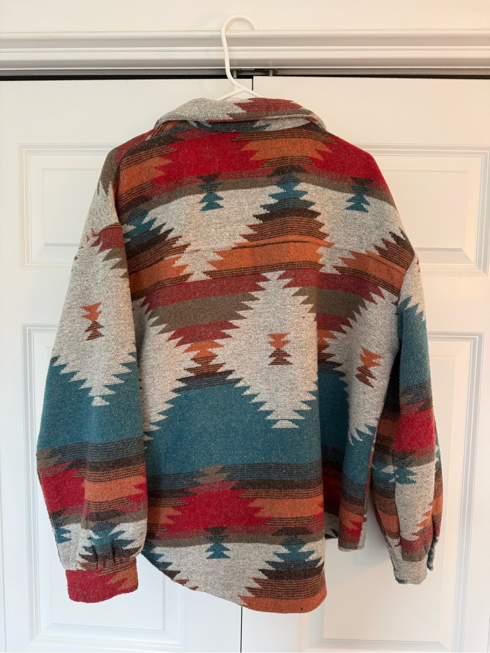 Multicolor Aztec-Pattern Button Front Women's Jacket - Picture 4 of 4